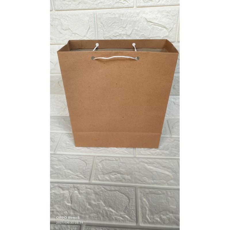 Paperbag Tas Kertas Polos Coklat 21x24x9 (R-7 BK)