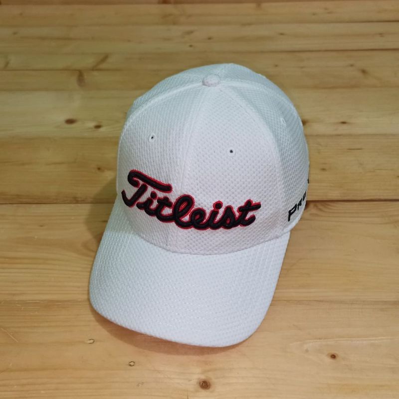 TOPI CASUAL TITLEIST GOLF PRO V1 BUILD UP SECOND ORIGINAL
