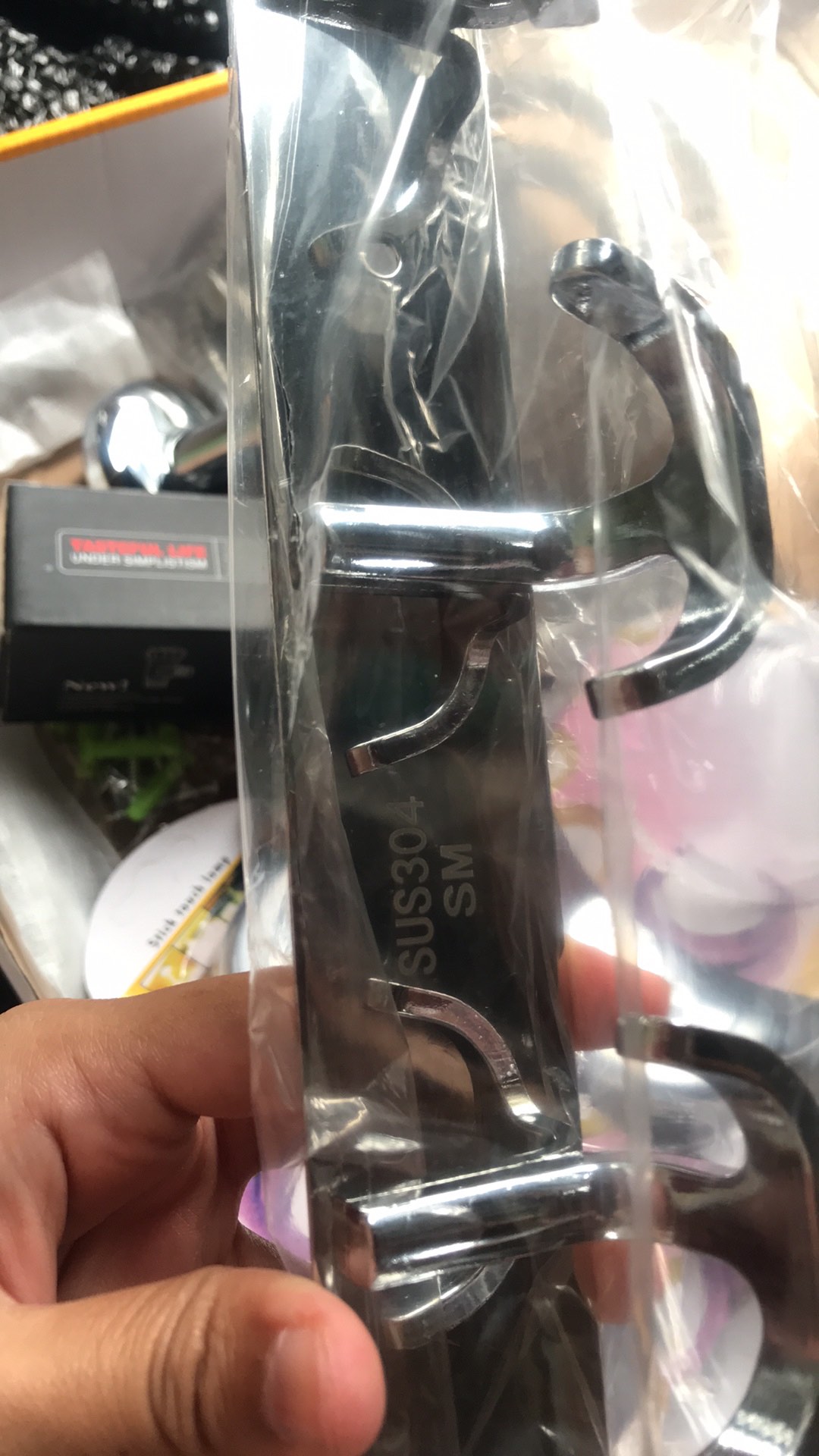 Gantungan Baju Dinding Hanger Tembok Stainless 5 Kait Cabang Terlaris Kp05