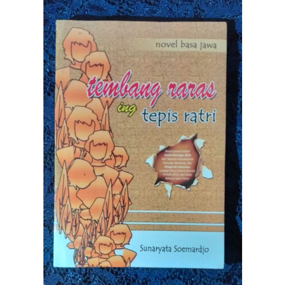 

Novel basa jawa Tembang Raras ing tepis ratri