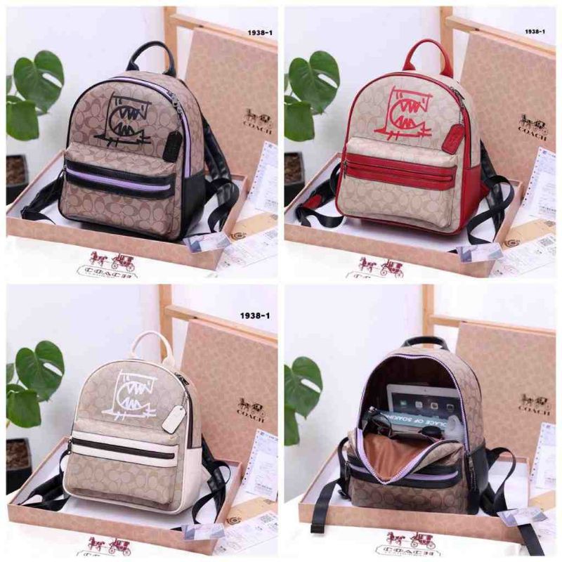 TAS COACH SIGNATURE CANVAS SUPER MIRROR