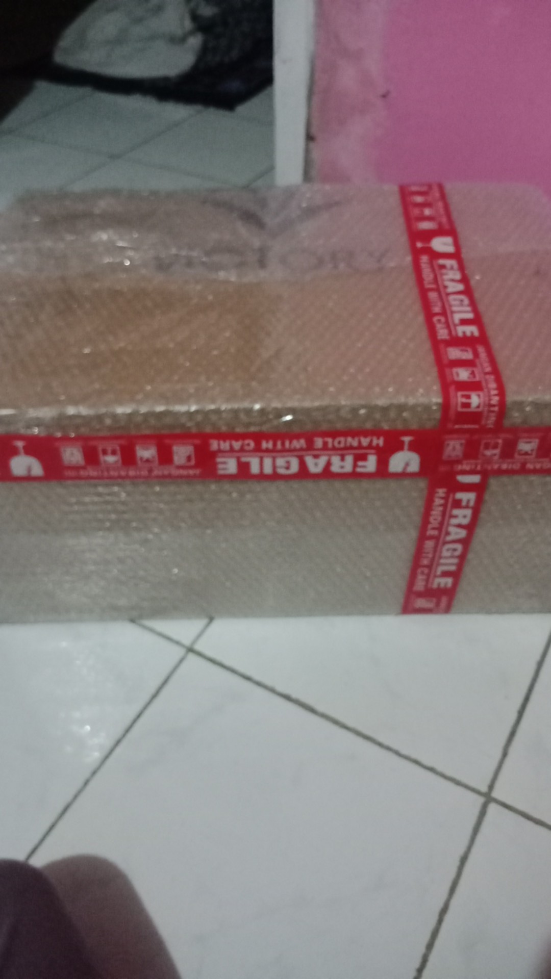 Kotak Makan Anti Tumpah Victory Kipit - Lpy 830 Kapasitas 2400ml