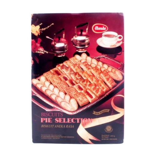 

MONDE BISKUIT PIE SELECTION ANEKA RASA KALENG 800G