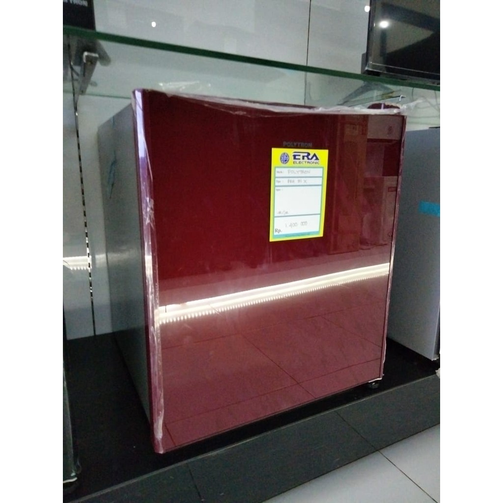 Kulkas Mini Kecil Polytron PRH 51 Merah dan Hitam Bergaransi resmi