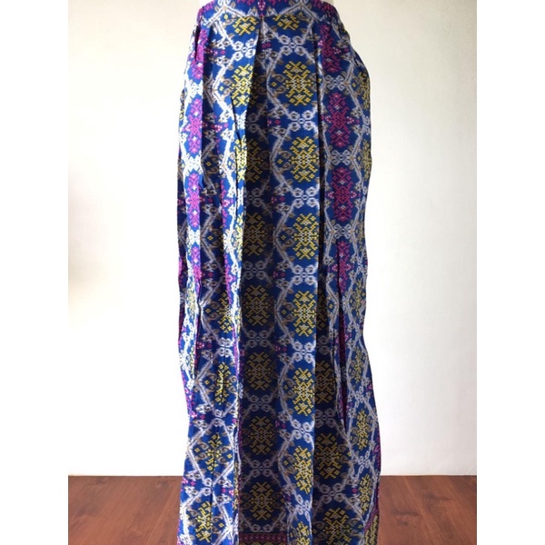 rok motif songket