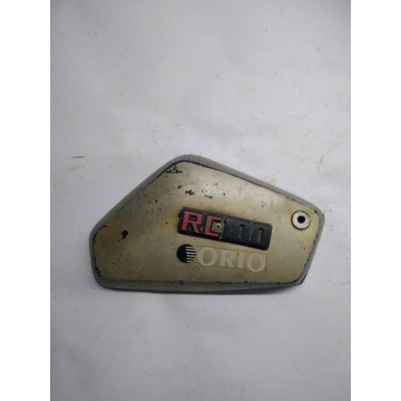 cover tutup aki suzuki rc 100