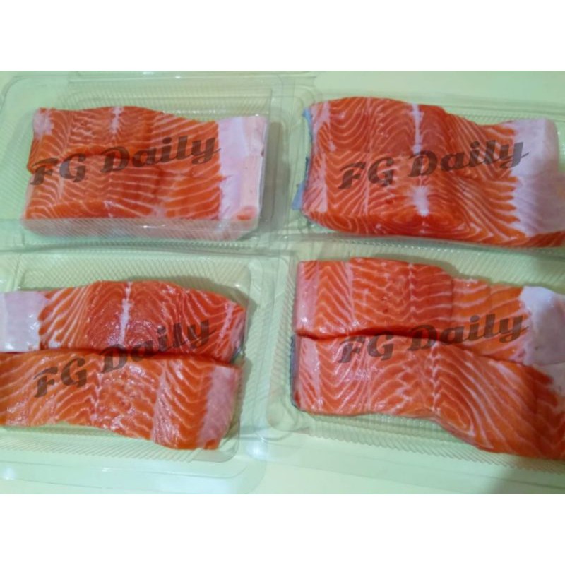 

Ikan Salmon fresh fillet shasimi grade premium 250gram