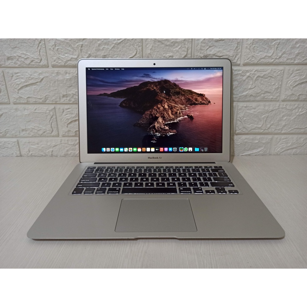 Macbook Air 13 inch 2015 SSD 256GB RAM 8GB Laptop Second Bekas Murah 13,3 MBA Mulus