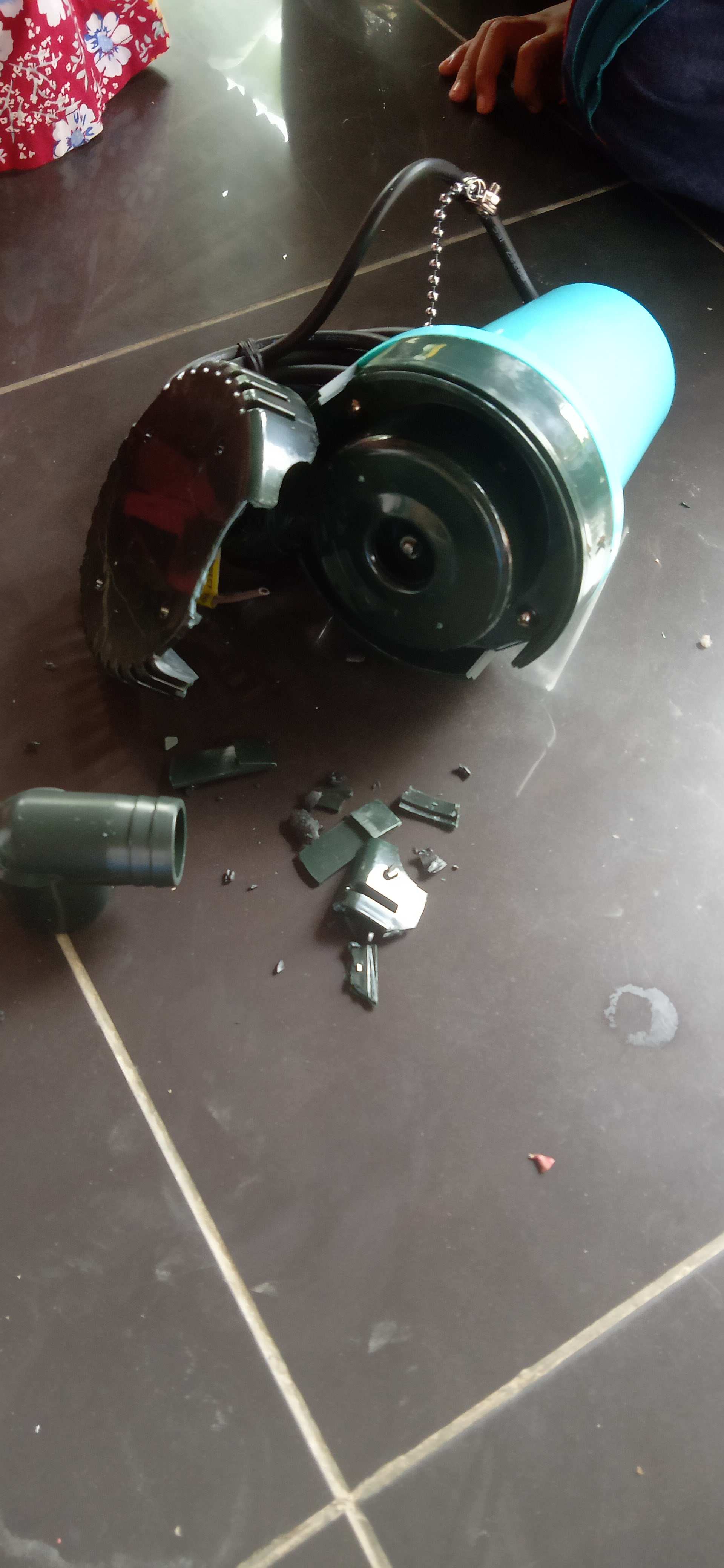 Yamamax Pro 12volt Dc Submersible Pump - Pompa Celup Mini