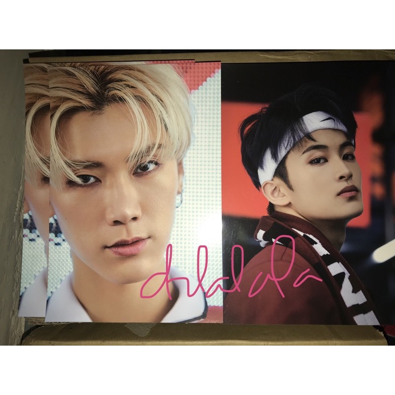 POSTCARD SUPERM SUPERONE ALBUM (MARK TEN)