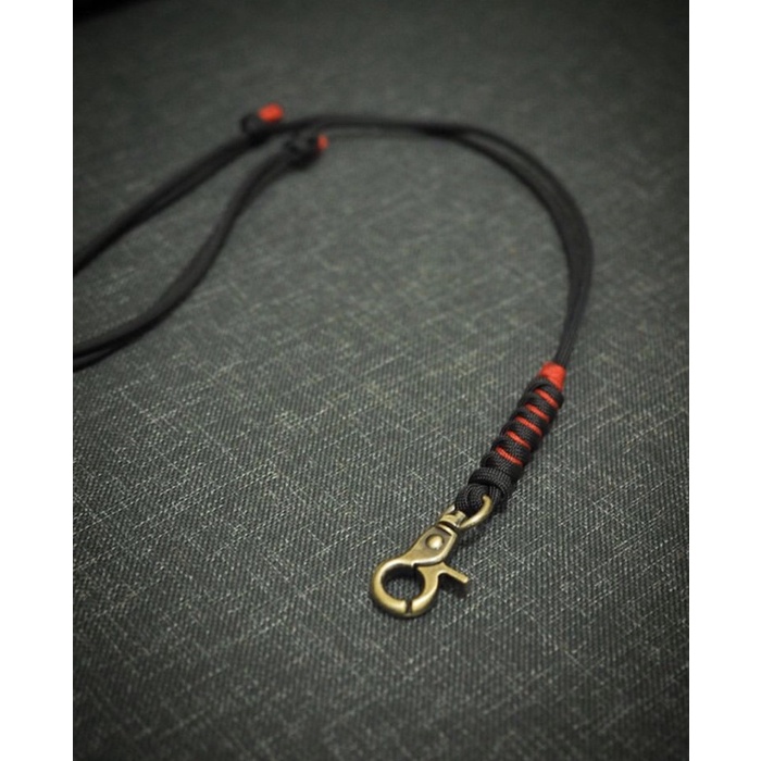 

Cuci Gudang Lanyard Adjustable Gantungan Id Card Paracordistic Hemat