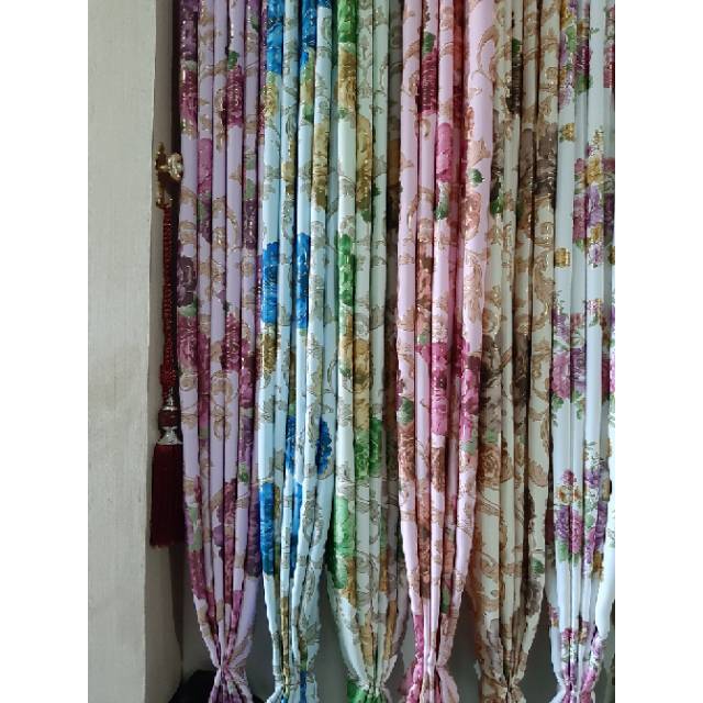 Hordeng shabby gliter emas mewah