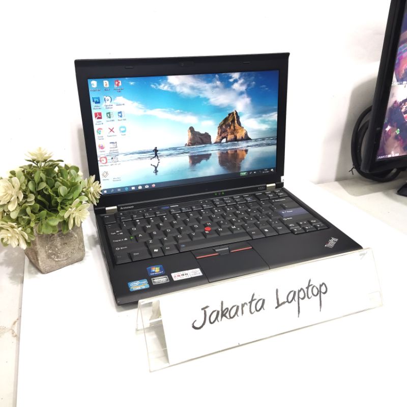 Lenovo Thinkpad X220i Core i3 | gen2 | Ram 16gb | Ssd 512gb | Super Mulus Murah Bergaransi Camera