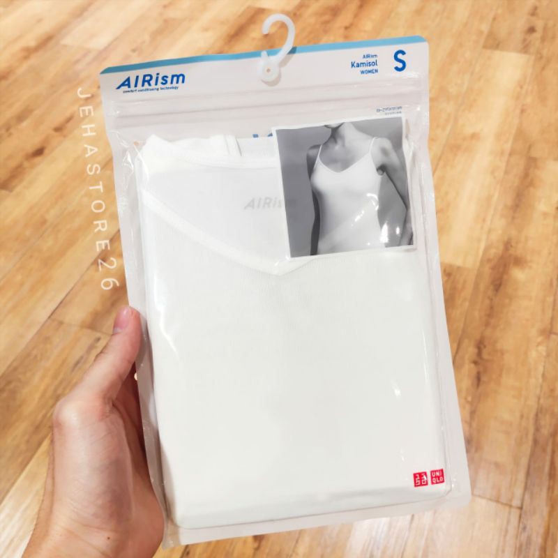 [ UNIQLO ] TankTop / Singlet / Dalaman Wanita Airism Kamisol Women - White
