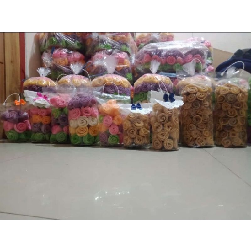 

Opak gambir / Opak gapit kemasan souvenir 250gram ( free packing kardus)