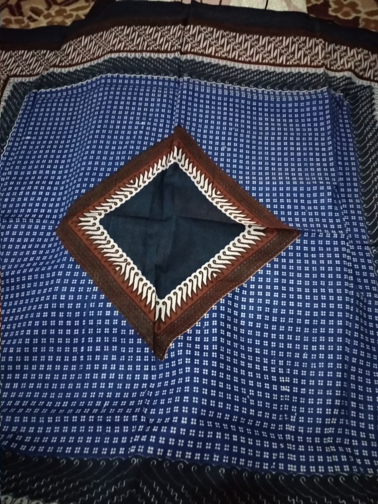 Taplak Meja Batik