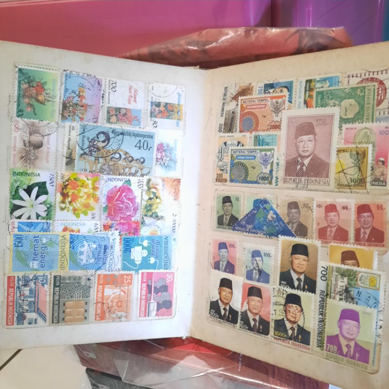 

perangko indonesia random