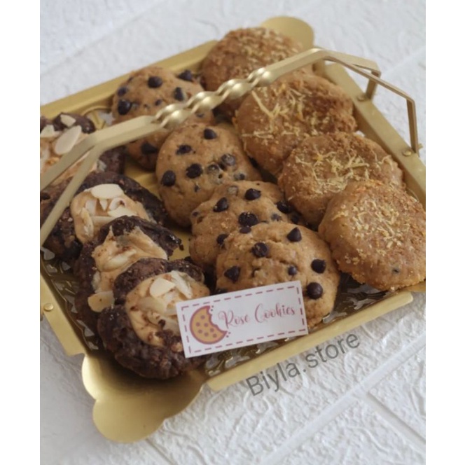 

COOKIES BY ROSE COOKIES HARGA UNTUK 1 BOX ISI 3 SOFT COOKIES JUMBO / COOKIES JUMBO / COOKIES COKLAT KEJU / AMERICAN COOKIES / COOKIES PREMIUM / COOKIES JUMBO / COOKIES BESAR / COOKIES TERMANTUL