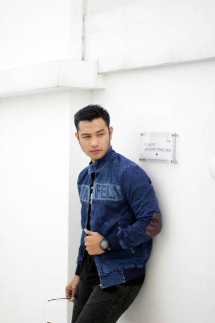 jaket jeans rocafela bordir dada jaket jeans denim pria