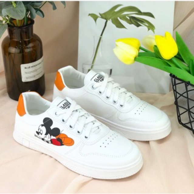 Sneakers wanita m208 import realpict