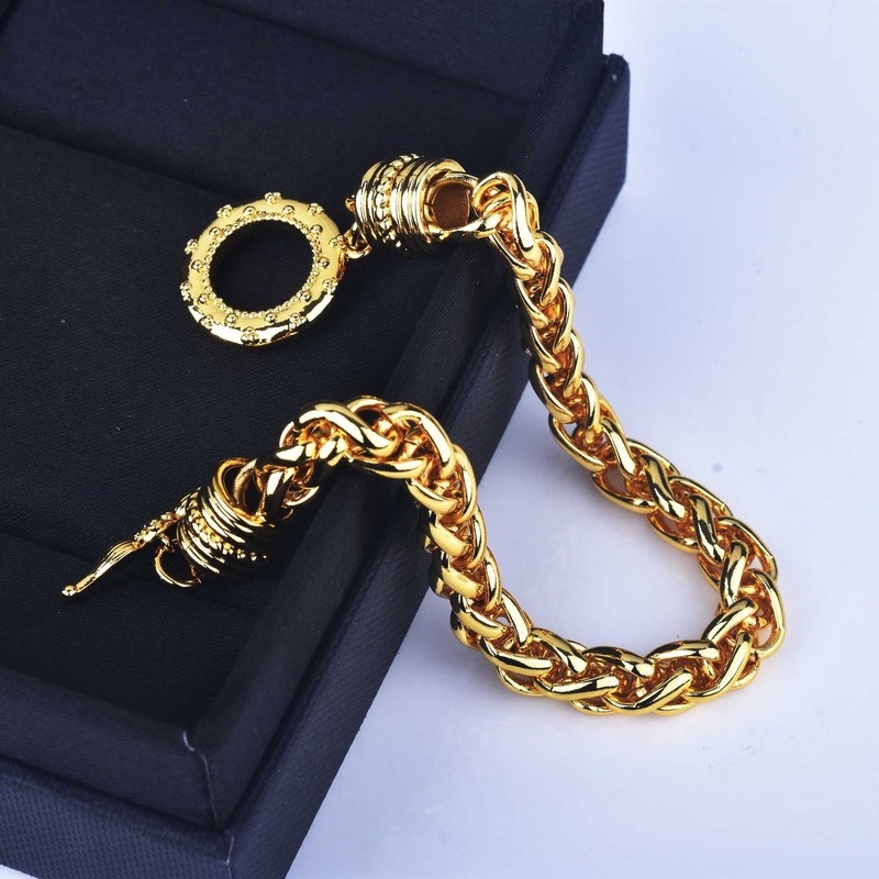 European and American Vintage Engraving Buckle Chain Bracelet