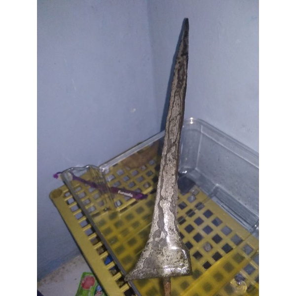 keris brojol patrem