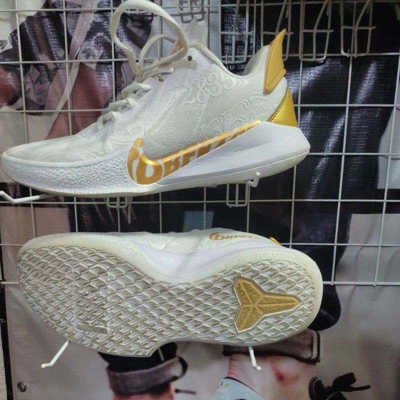 sepatu kobe mamba focus