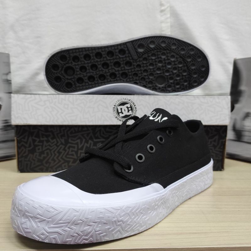 Sepatu Black White DC Original T-FUNK LO X TATI (BLW)