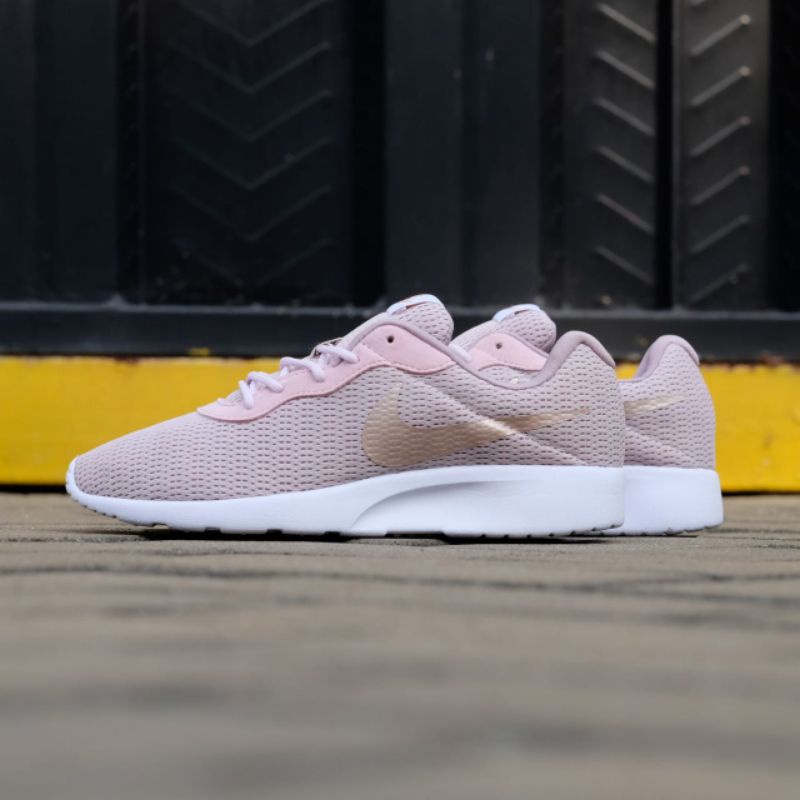 Nike Tanjun &quot;Pink Gold&quot;
