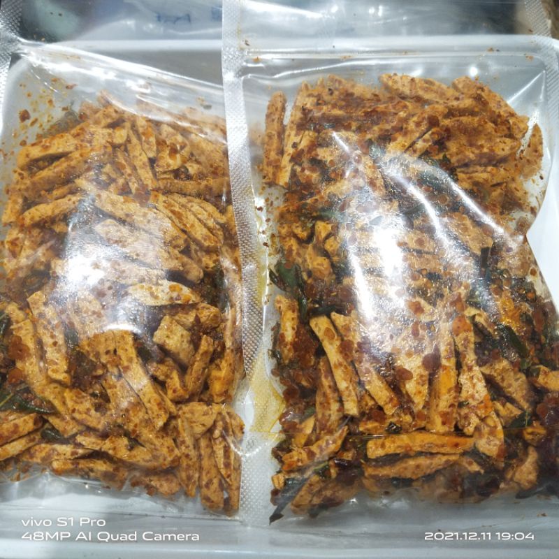 

basreng pedas daun jeruk
