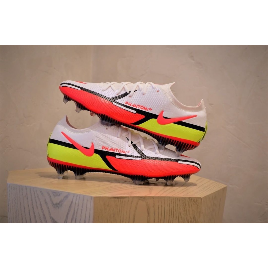 Sepatu Bola Nike Phantom GT 2 Elite White Bright Crimson / Sepatu Nike / Nike GT / Phantom GT / Sepa