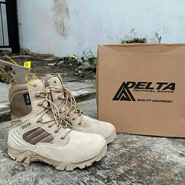 DELTA TACTICAL BOOTS