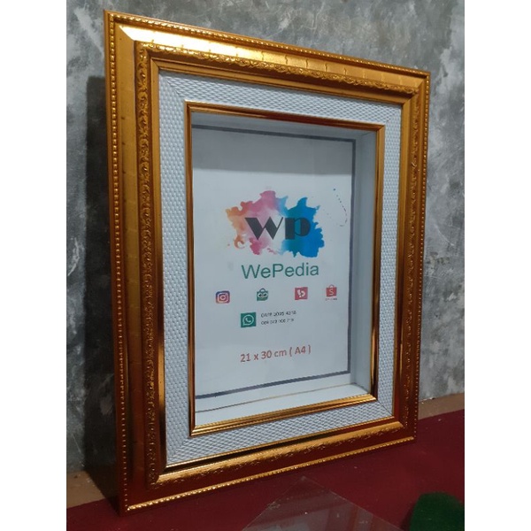 frame figura bingkai foto 3D sudah ada kaca A4 10r 12r