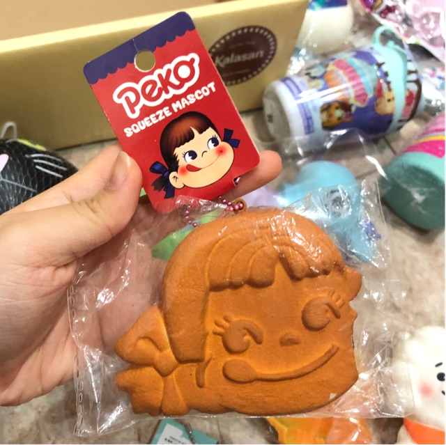 Pekochan dark chocoate head biscuit squishy RARE SQUISHY
