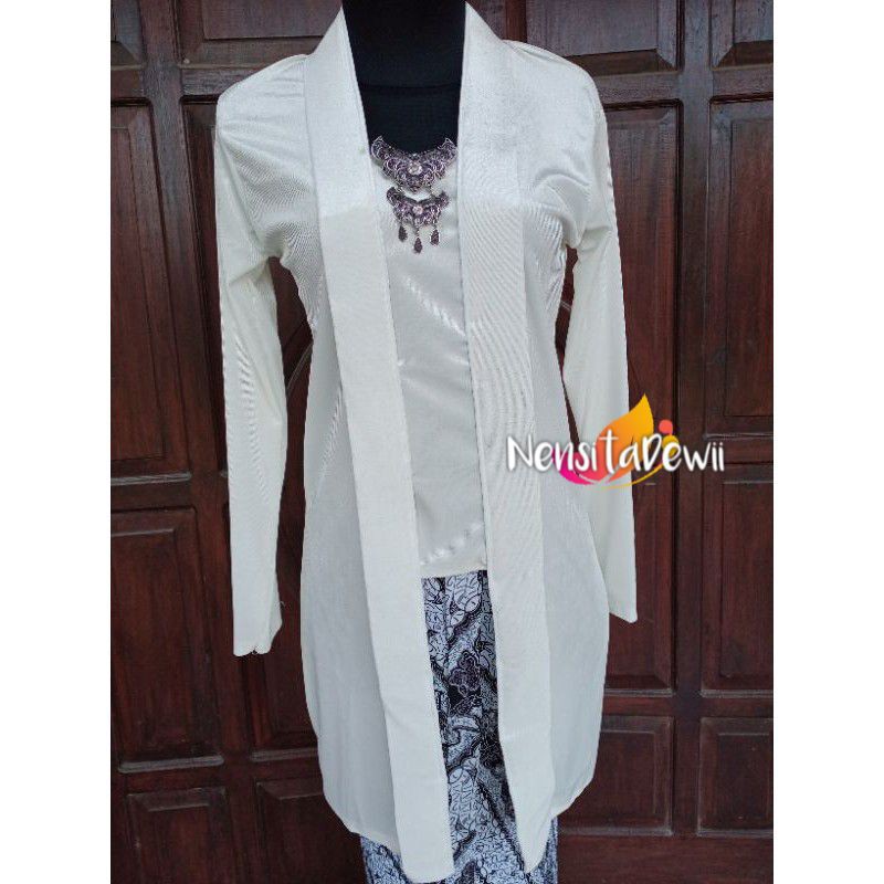 Kebaya Bludru Kutubaru - Body Panjang / Warna Lengkap