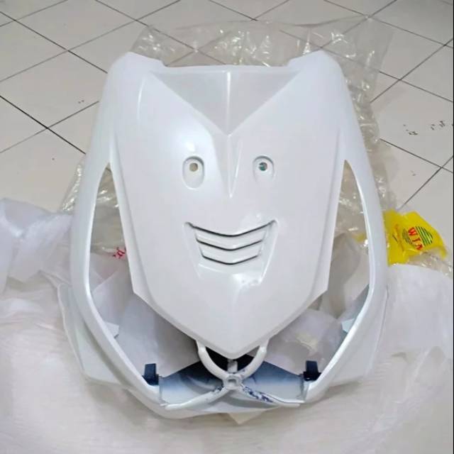 Dasi Lampu Depan Beat Karbu Lama Warna Putih