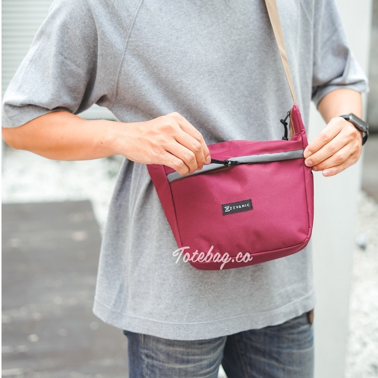 Slingbag Kyle Tas Selempang Pria Wanita  Slingbag Casual Trendy | Thirtystore.Id