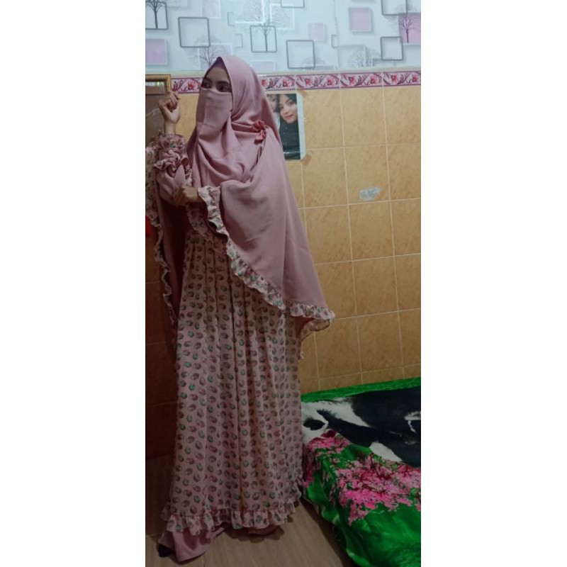 preloved gamis zahidah