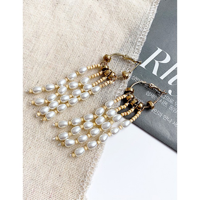 LRC Anting Tusuk Fashion  Alloy Pearl Tassel Earrings F69791