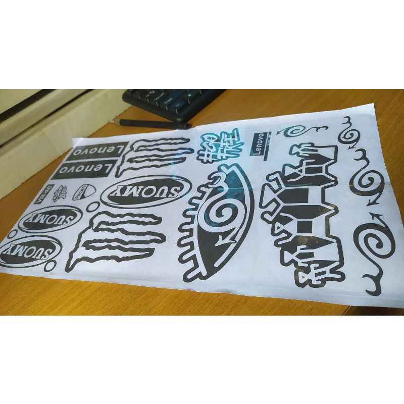 mall sticker repaint helm ala Pecco Bagnaia
