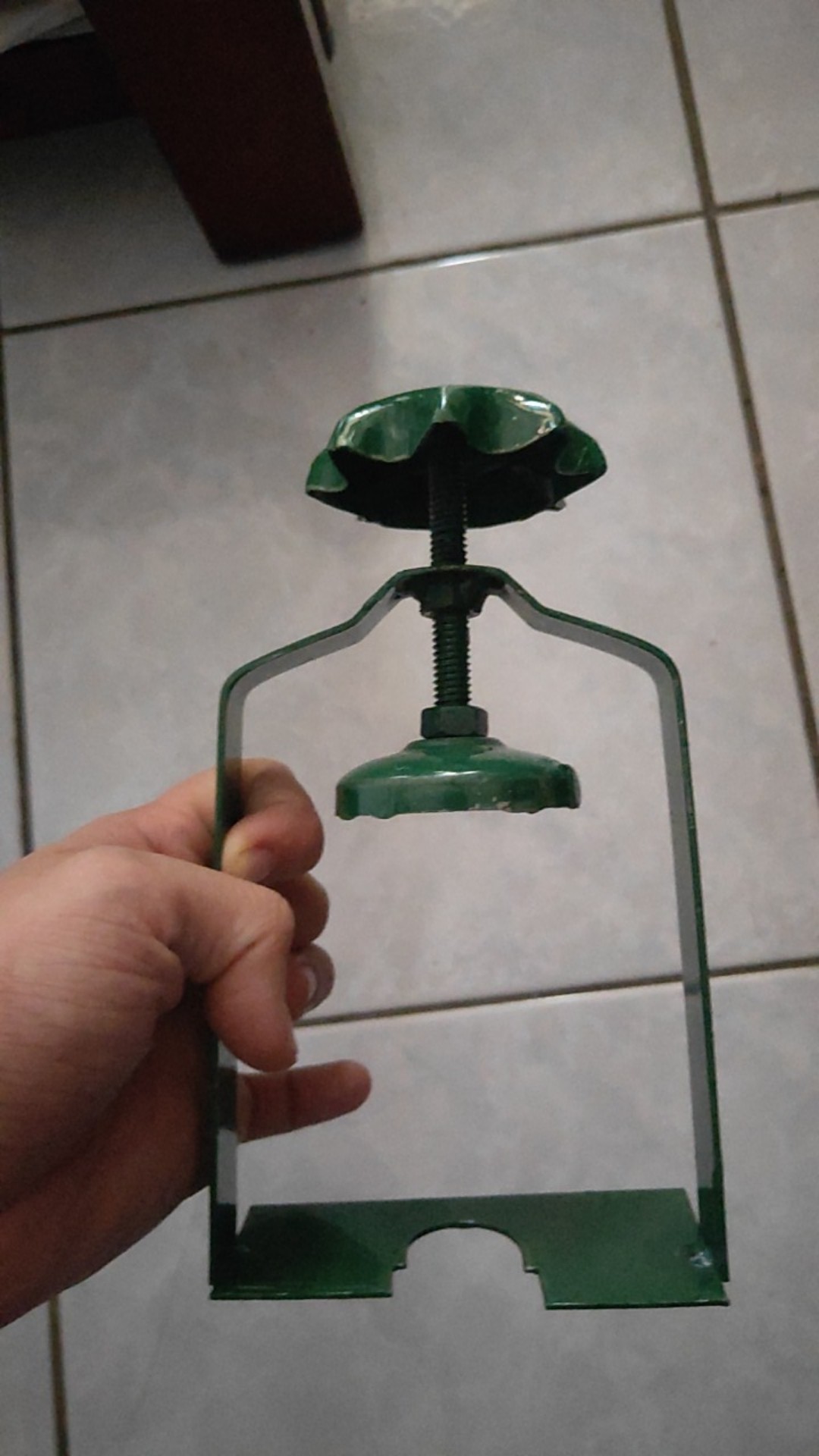 Alat Pengaman Regulator Winn Gas Quantum Miyako Pengencang Tabung Gas Anti Bocor