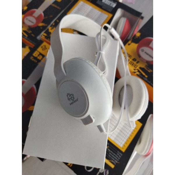 headphone mega bass model D1 white