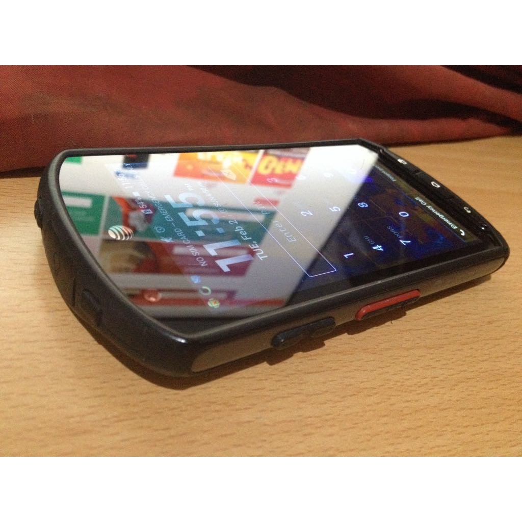 Kyocera Duraforce (HP Outdoor Android Tangguh)