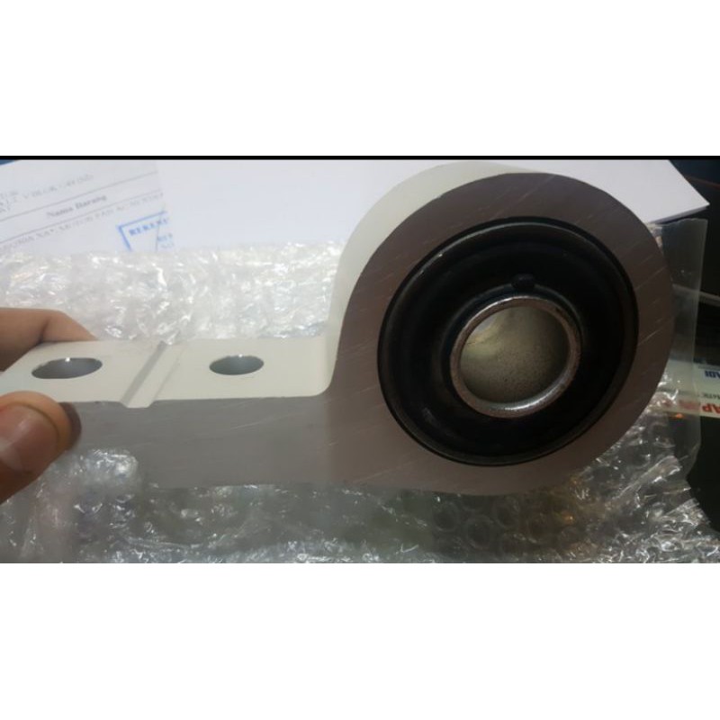 bushing lower arm besar Xtrail T30