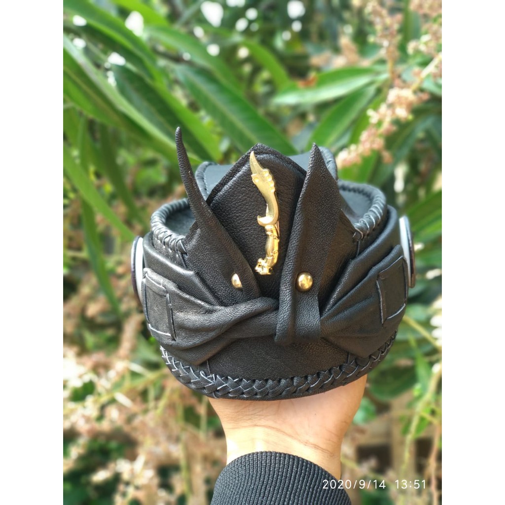 Topi kulit-blangkon sunda kulit -bendo sunda kulit-topi blangkon sunda pin kujang/pin kujang