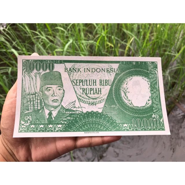 Uang kuno soekarno 10000rb thn 1964