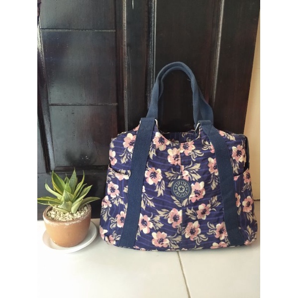 Tas Kipling Motif Bunga Preloved