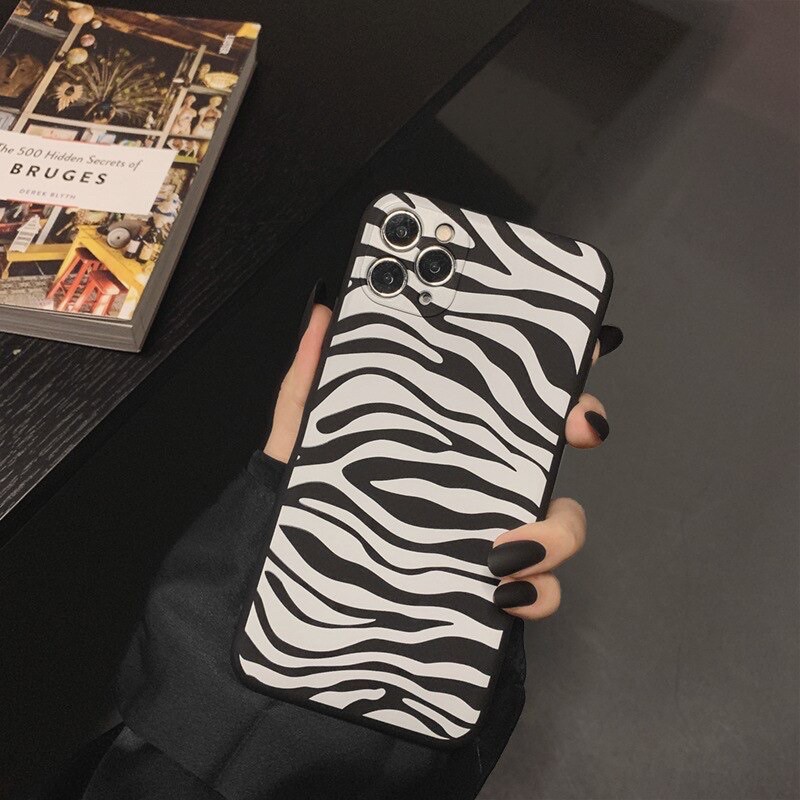 Simple Black Side Zebra Black White Pattern Silicone Case iPhone 7/8/+/SE2020/X/Xs/Max/XR/11/Pro/Max