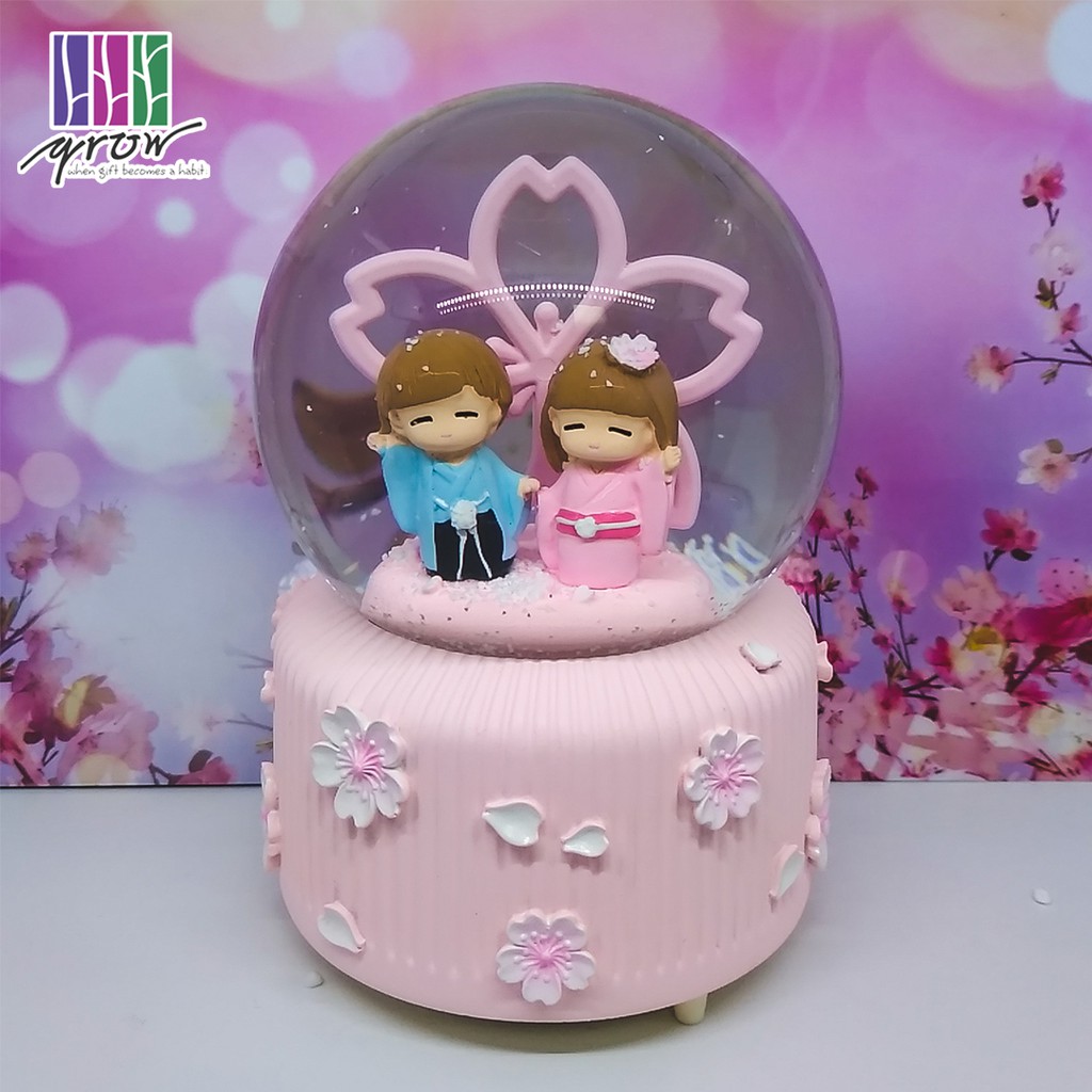 

WATER BALL / BOLA SALJU / KOTAK MUSIK PINK COUPLE