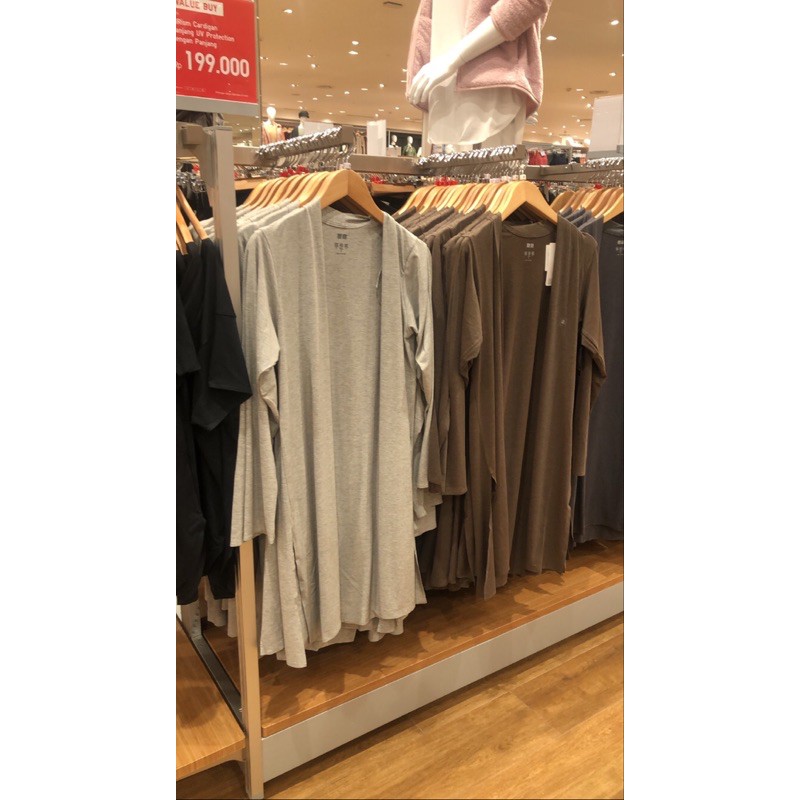 Uniqlo Cardigan Airism